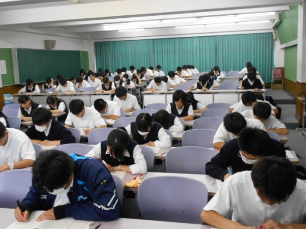 3年校外模試 河合塾全統マーク模試実施 花咲徳栄高等学校 3年校外模試 河合塾全統マーク模試実施 花咲徳栄高等学校
