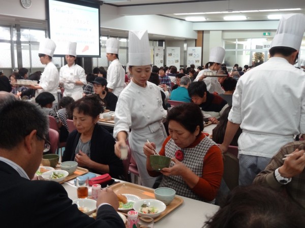 加須市民対象ＣａＦｅメシ試食会
