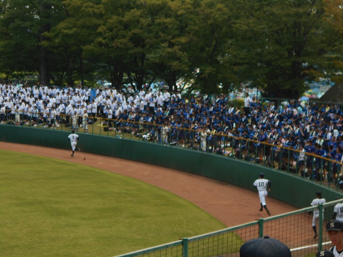 高校野球北埼玉大会４回戦、新井・杉本特大本塁打で３試合連続コールド勝ち