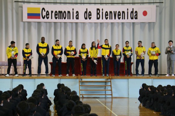 コロンビア共和国レスリング選手団　歓迎式典