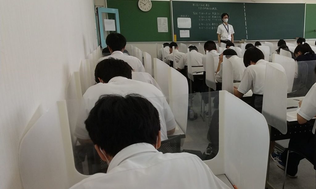 受験生秋の陣開始~第3学年 第1回ベネッセ・駿台大学入学共通テスト模試を実施~