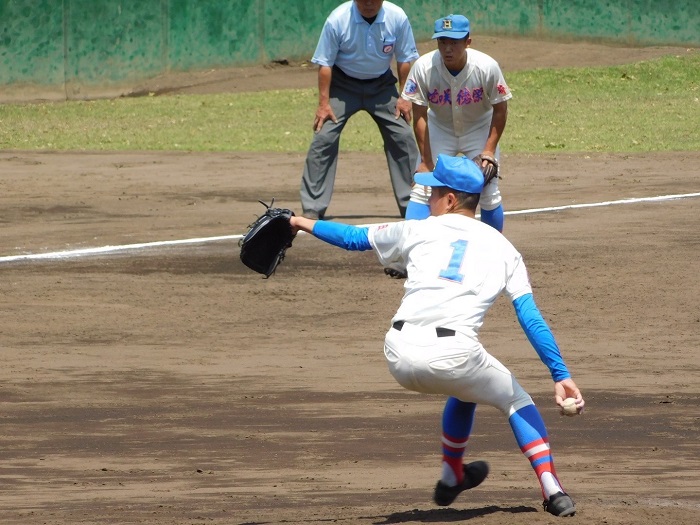 春季高校野球埼玉県大会３回戦　～３番石塚２試合連続本塁打、３点差まで追い上げるが、力及ばず惜敗 ～