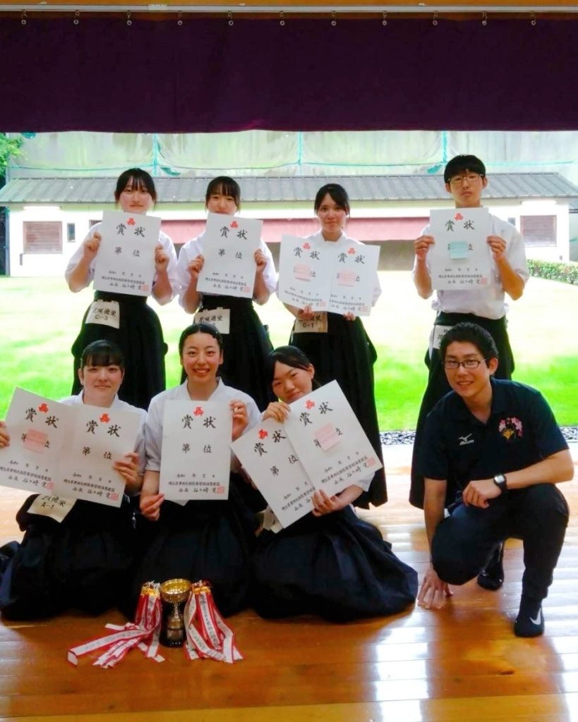 女子チームが団体優勝・準優勝 〜令和6年度東部支部高等学校弓道大会結果〜