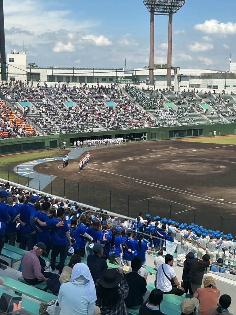決勝進出　～春季埼玉県高校野球大会準決勝 8回に5得点 熱戦を制す 関東大会出場へ～